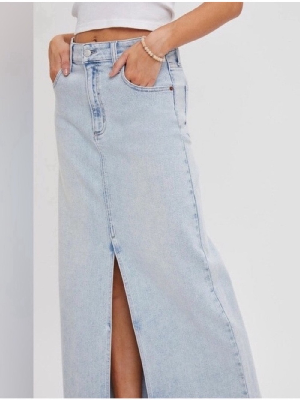 Universal Thread Light Wash Denim Maxi Skirt with Front Slit Woman’s 00 | NWT